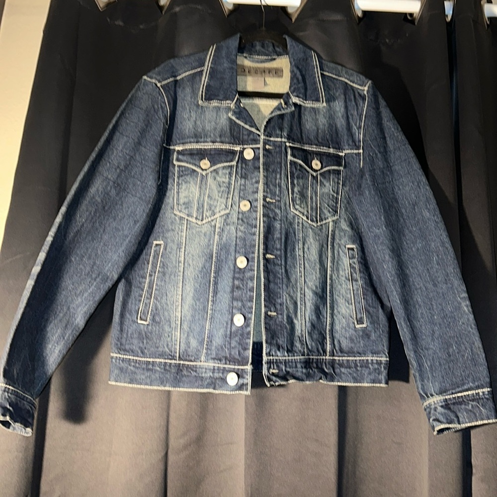 Women’s Jean Jacket